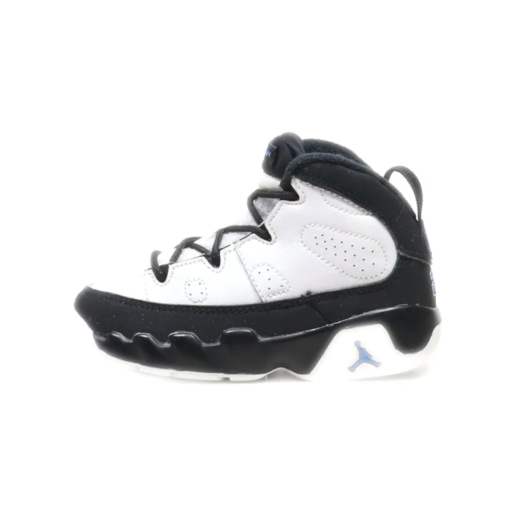 Air Jordan Sneakers Leather White Colour For Kids