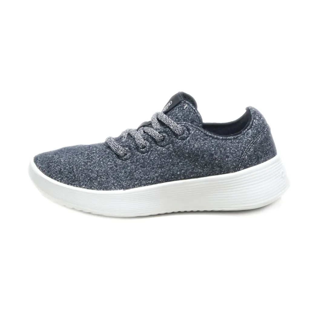 Allbirds Runners Sport Shoes Wool Grey Colour For Women