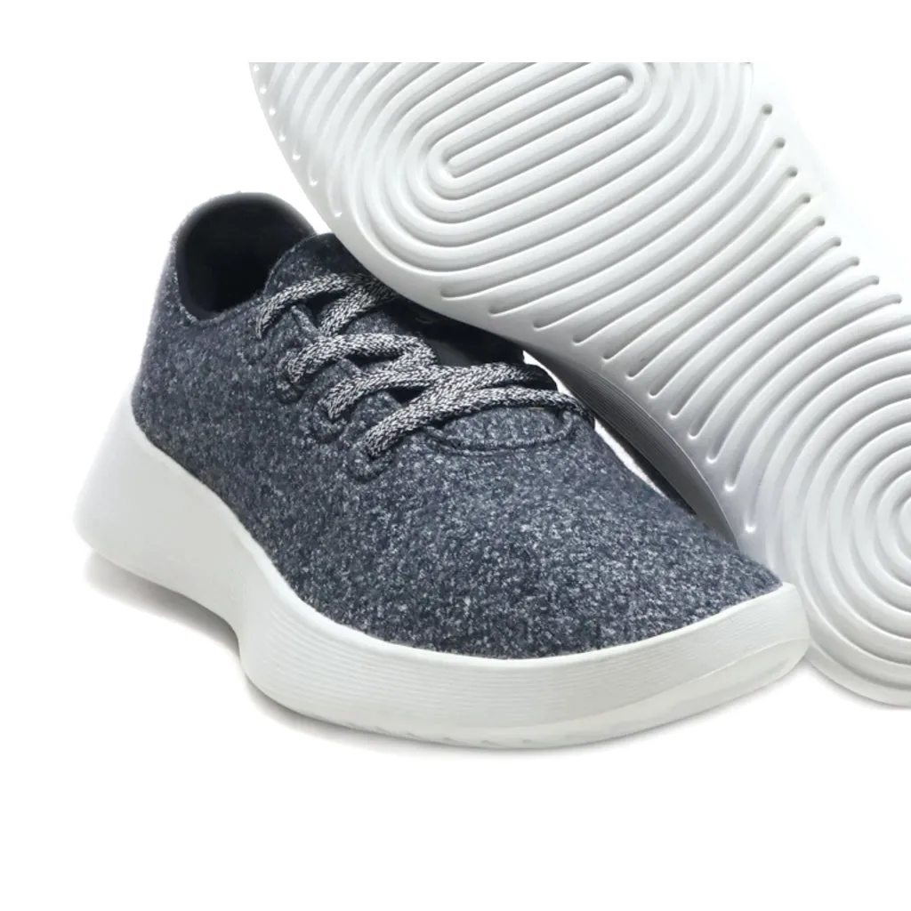 Allbirds Runners Sport Shoes Wool Grey Colour For Women