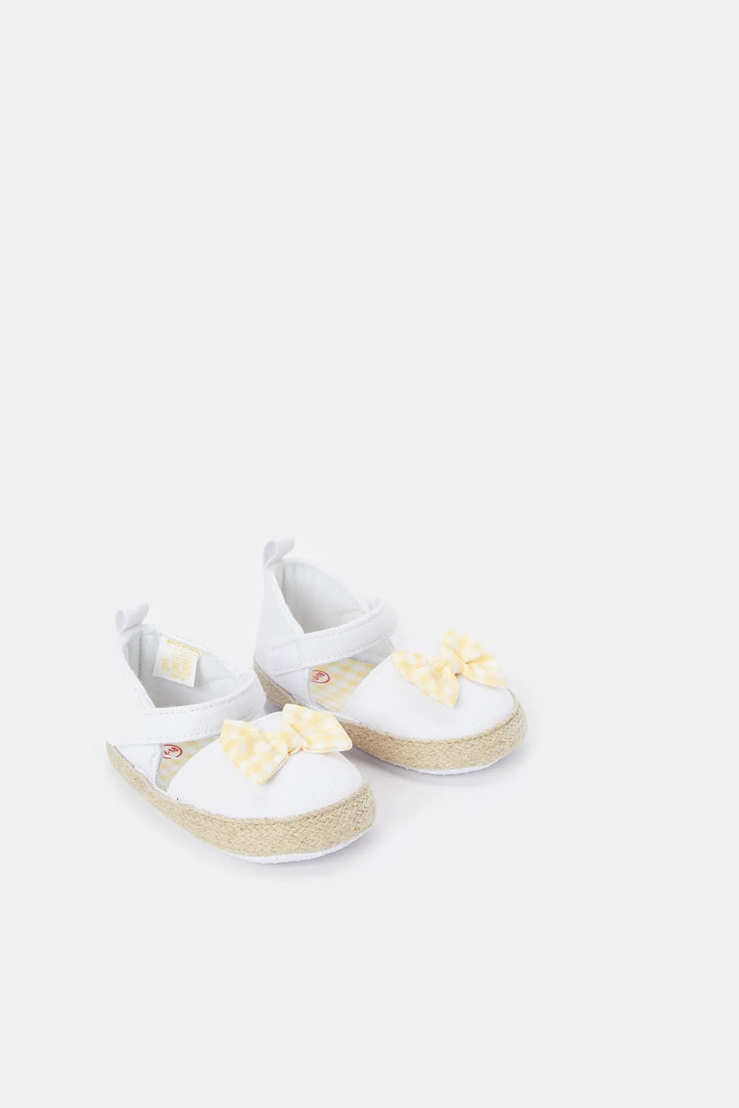 Babies White Bow Pram Shoe