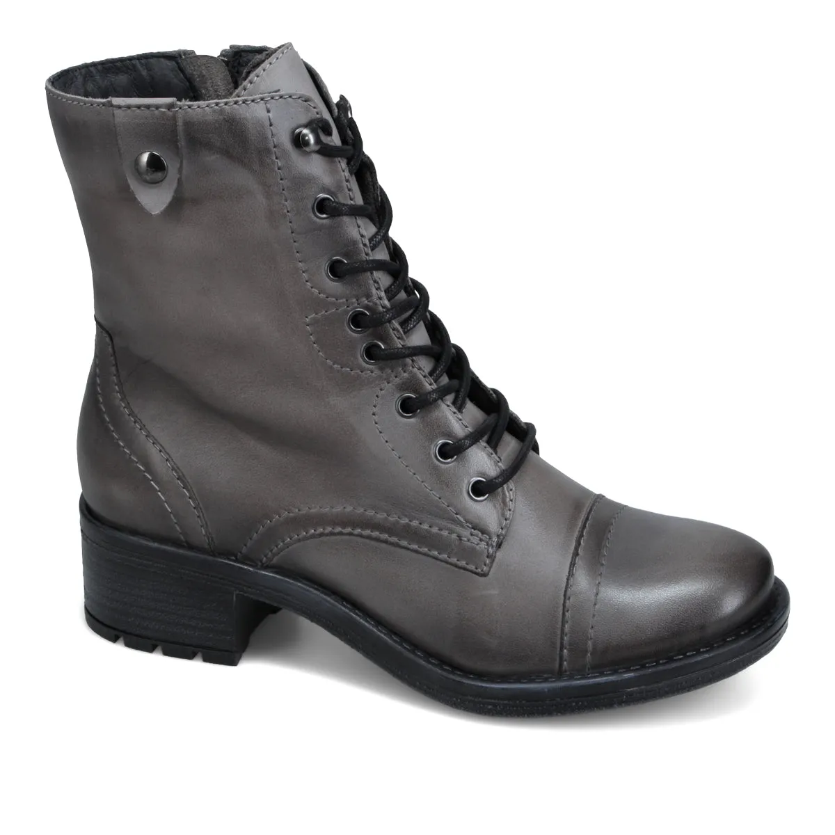 Calla Lace-up Boot