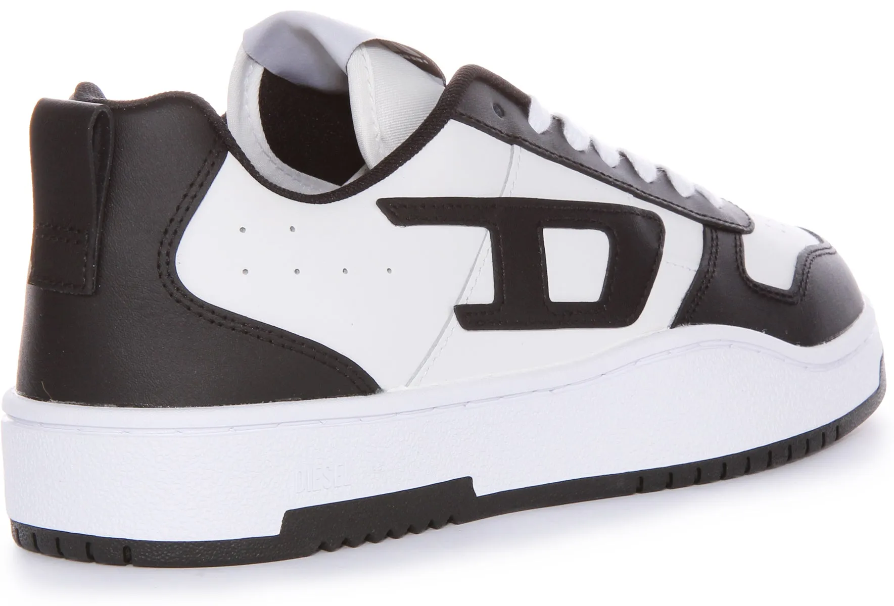 Diesel S Ukiyo V2 Low Trainers In Black White For Men