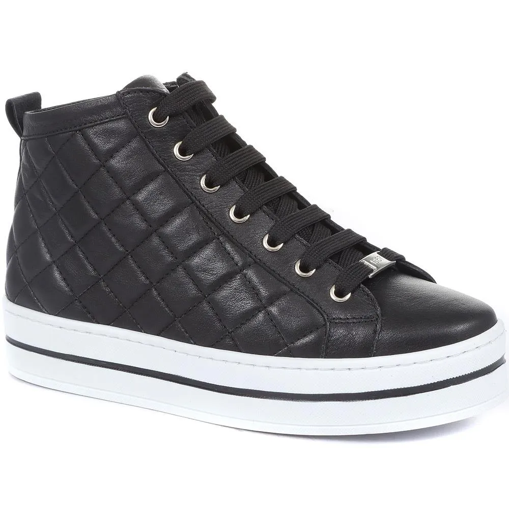 Elenore Leather Quilted Trainers - ELENORE / 321 307