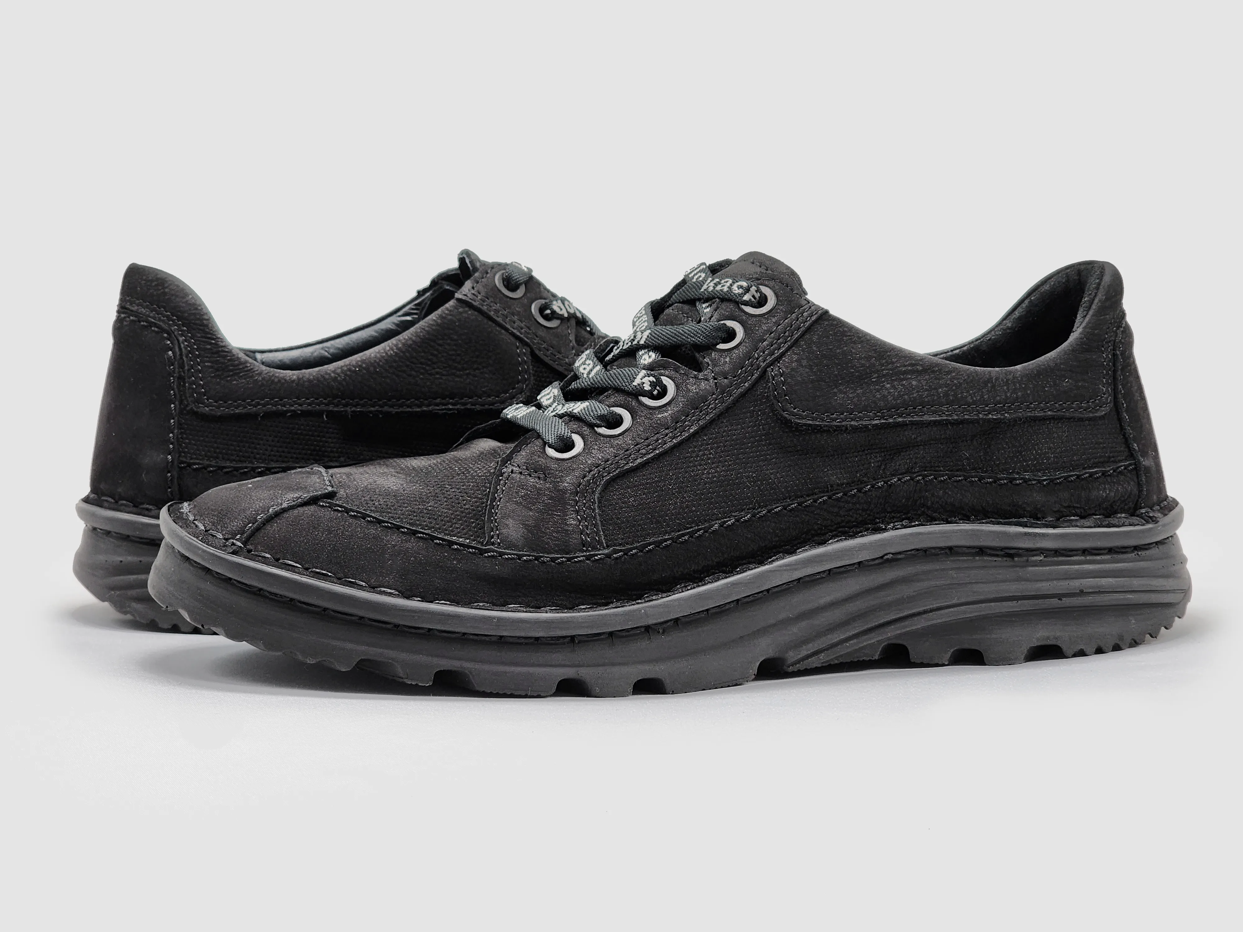 Men's Terrain Leather Shoes - Black