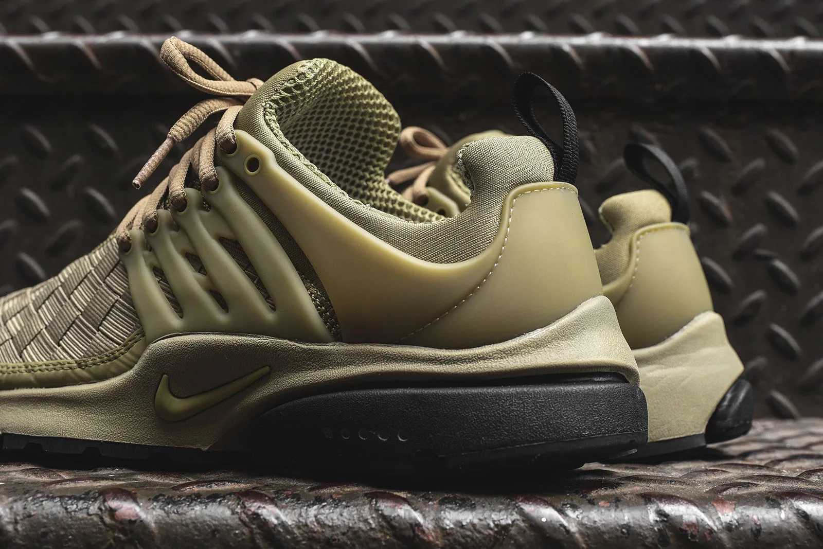 Nike Air Presto SE - Olive