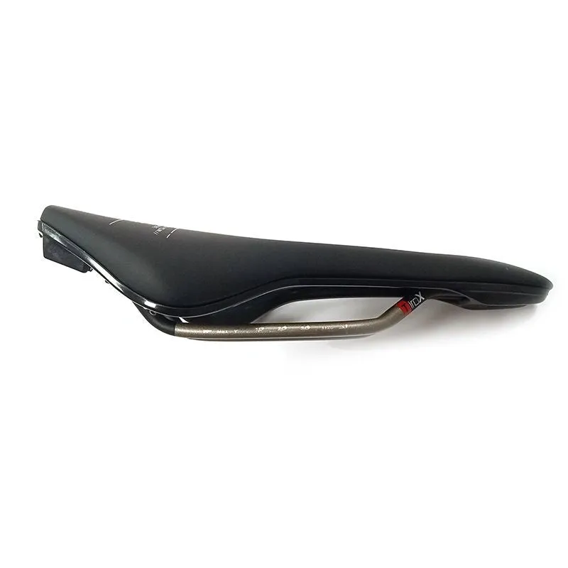 PROLOGO Saddle Nago R4 Tirox 147mm - Black